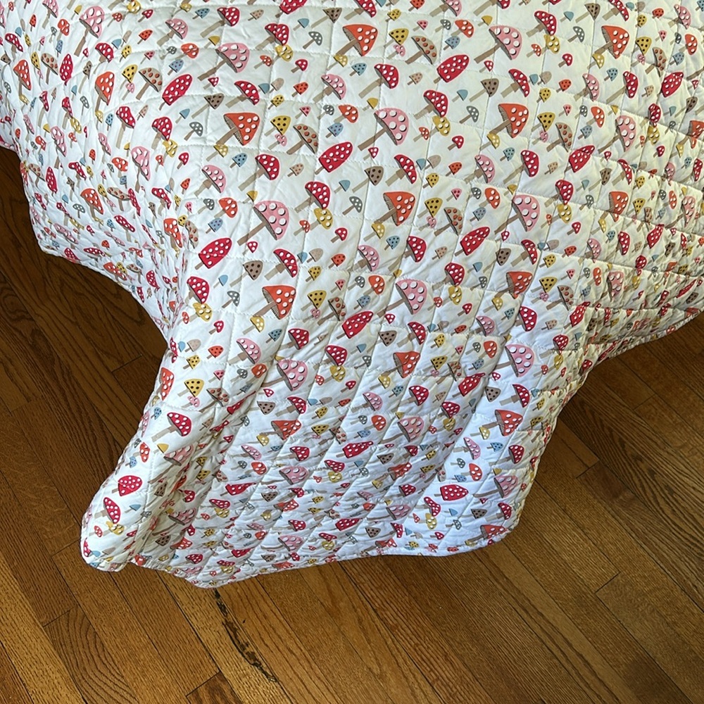 Cath Kidston London Queen Mushroom Print Quilt - Picture 5 of 5